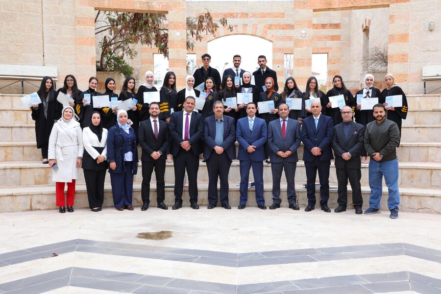 كلية الحقوق بالتطبيقية تنظم مسابقة المحكمة