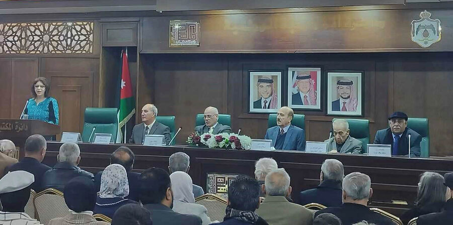 إشهار ديوان ضربة القرن في المكتبة