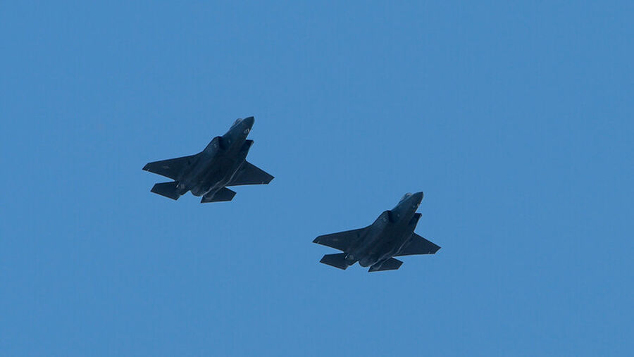 ضربات أميركية وبريطانية عنيفة على اليمن