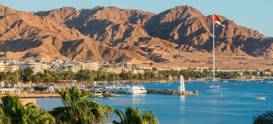 العقبة الخاصة تنفذ مشاريع خدمية بتكلفة