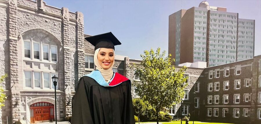 ليليان نضال البخاري.. مبارك التخرج والمركز