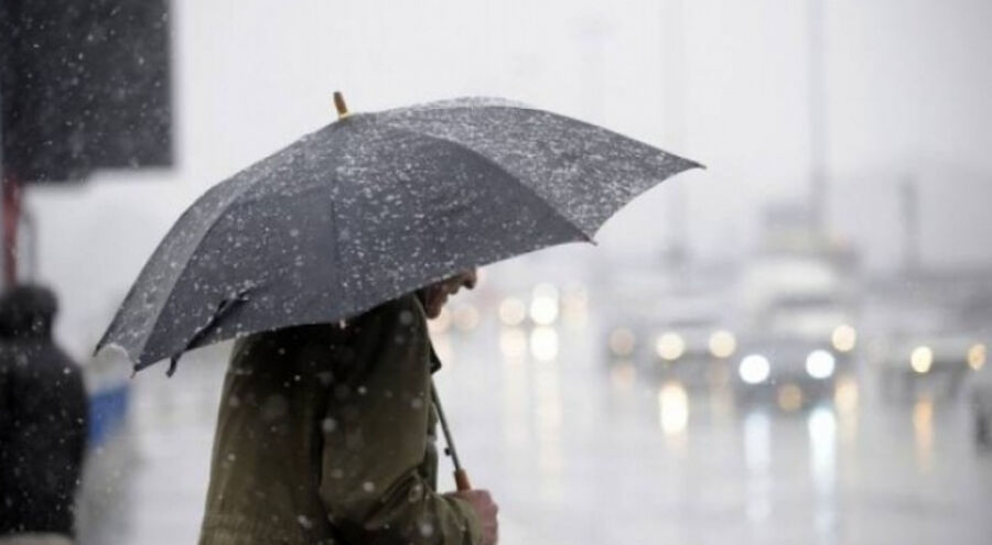 زخات من المطر تتعرض لها بعض