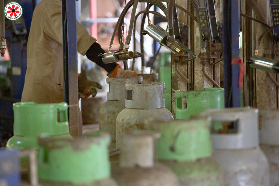 خلال 4 أيام.. تعبئة 787987 أسطوانة