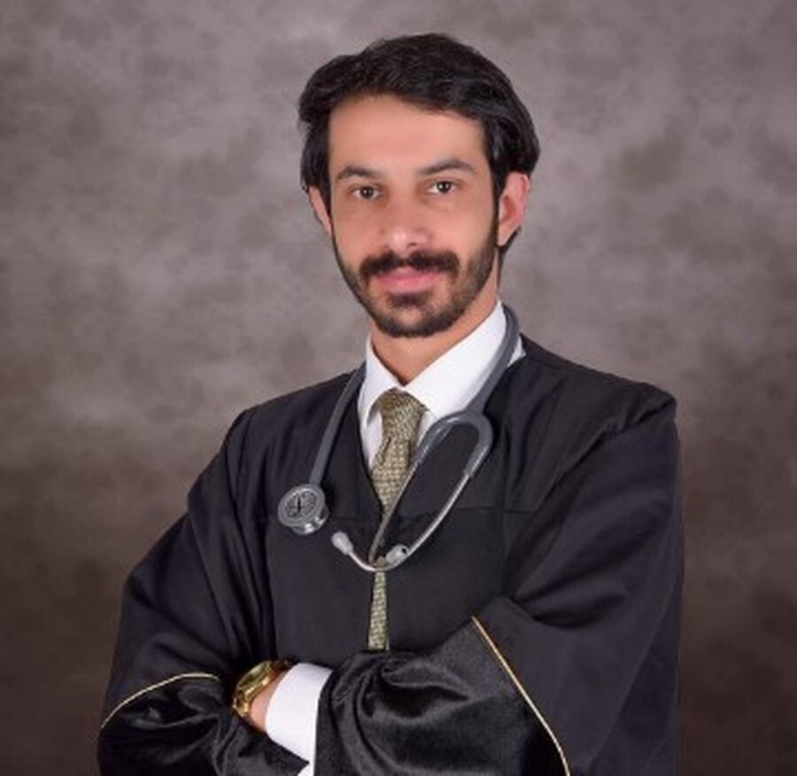 محمد كمال الشعار.. مبارك التخرج