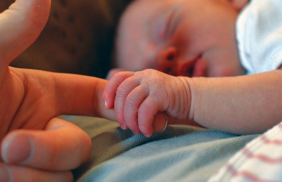 دراسة حديثة تحدد السبب في الولادات