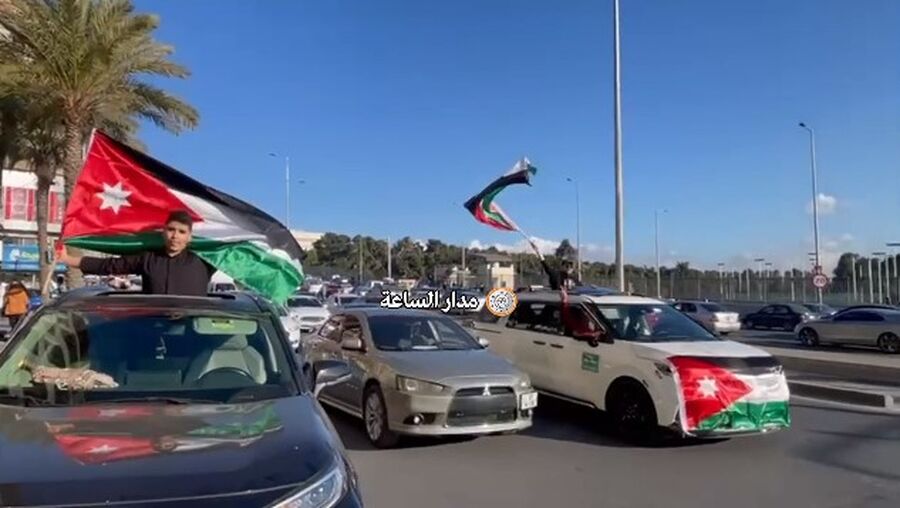 الاردنيون في شوارع العاصمة عمان قبل