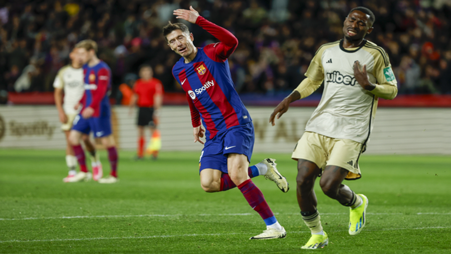 برشلونة يتعثر في عقر داره أمام