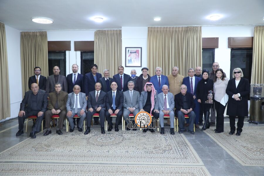 رئيس جامعة بيروت العربية وأمينها العام