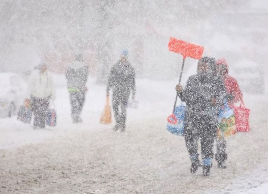 إغلاق المدارس بمدينة نيويورك الثلاثاء بسبب