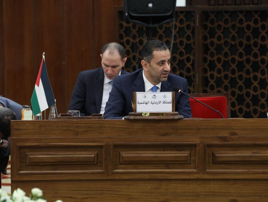 أبو حسان من بغداد: خلف الملك