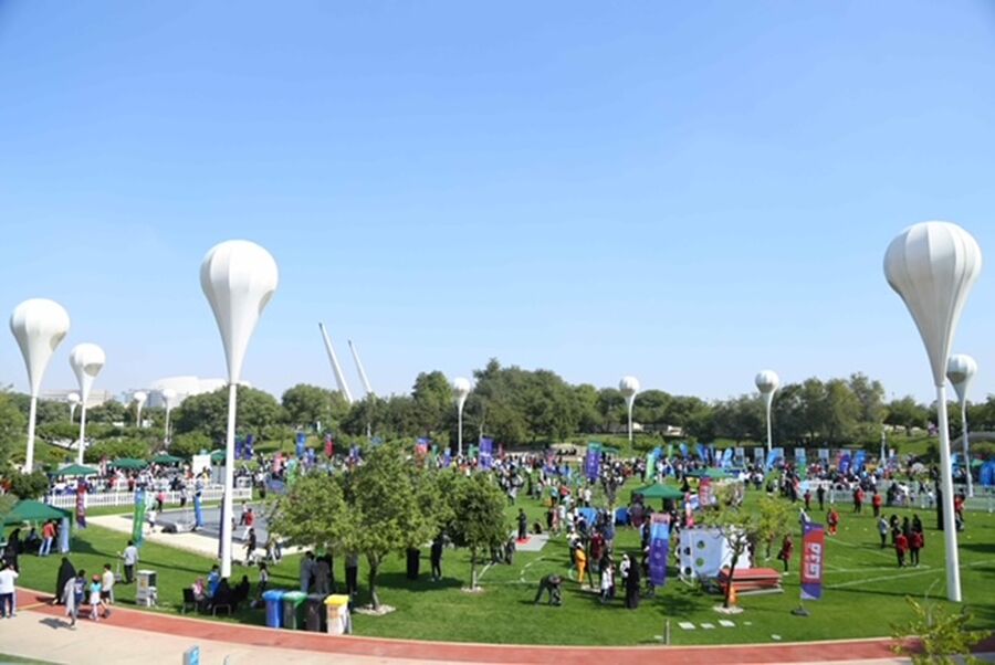 طلاب مؤسسة قطر يأخذون زمام المبادرة