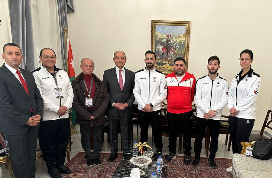 العضايلة يبارك انجاز السعود ويلتقي بعثة