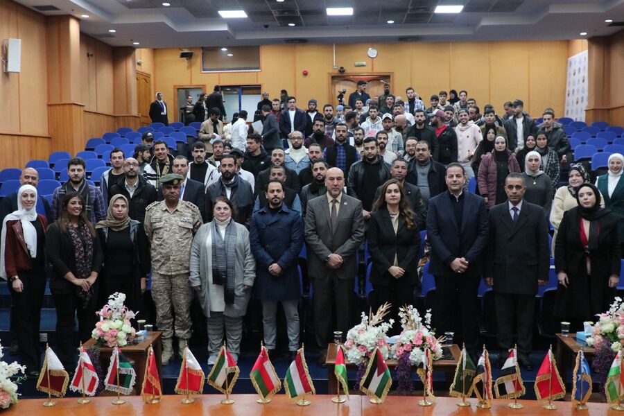 جامعة الزرقاء تحتضن تخريج طلبة لمؤسسة