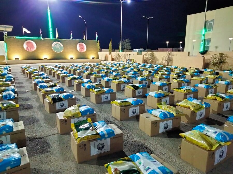 الفوسفات توزع طرود الخير على أسر