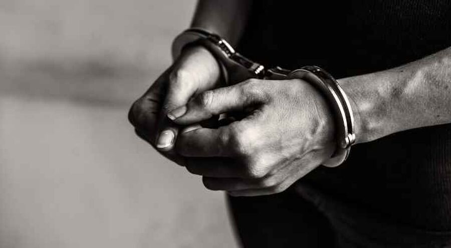 صرف 1000 دينار.. البحث الجنائي يقبض