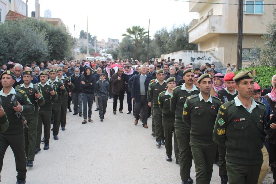 جنازة عسكرية للفريق المدني المتقاعد الطبيب