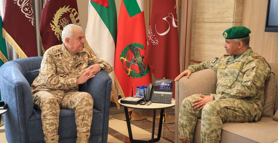 الحنيطي يستقبل وفدا عسكريا كويتيا