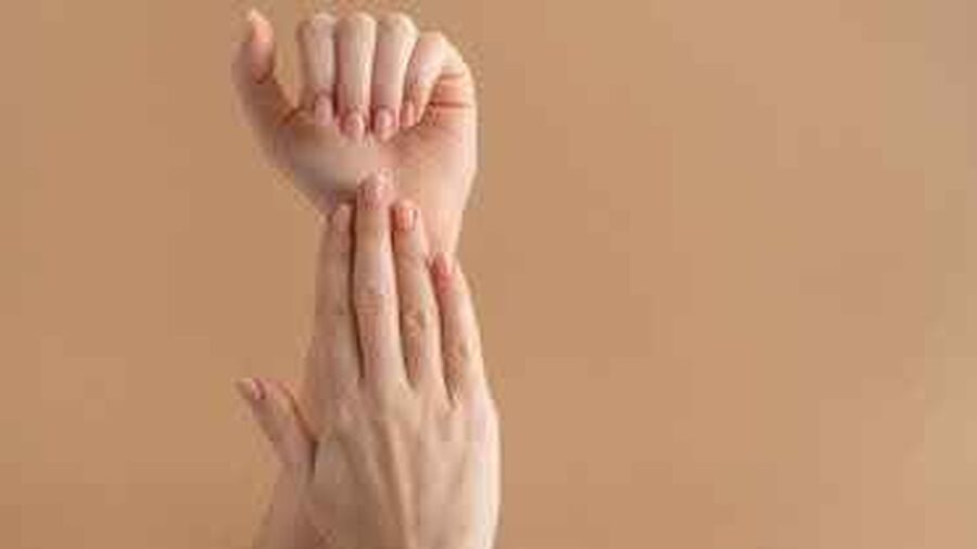 علماء يعتقدون أن طول الأصابع يكشف