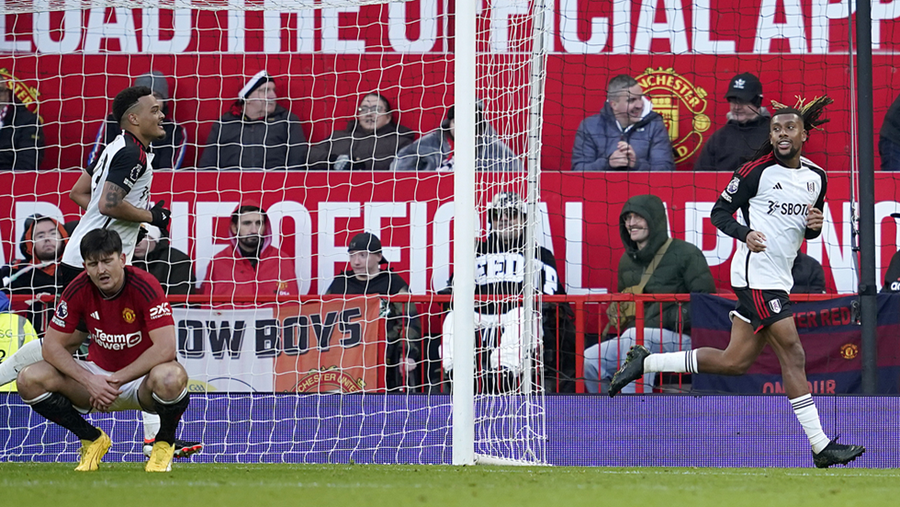 في أولد ترافورد.. فوز نادر لفولهام