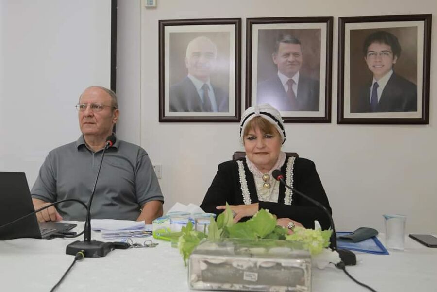 الزرو يقدم قرأ في حرب الإبادة