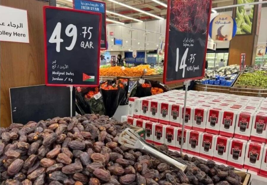 قطر: التمور الأردنية تستقطب زوار معرض