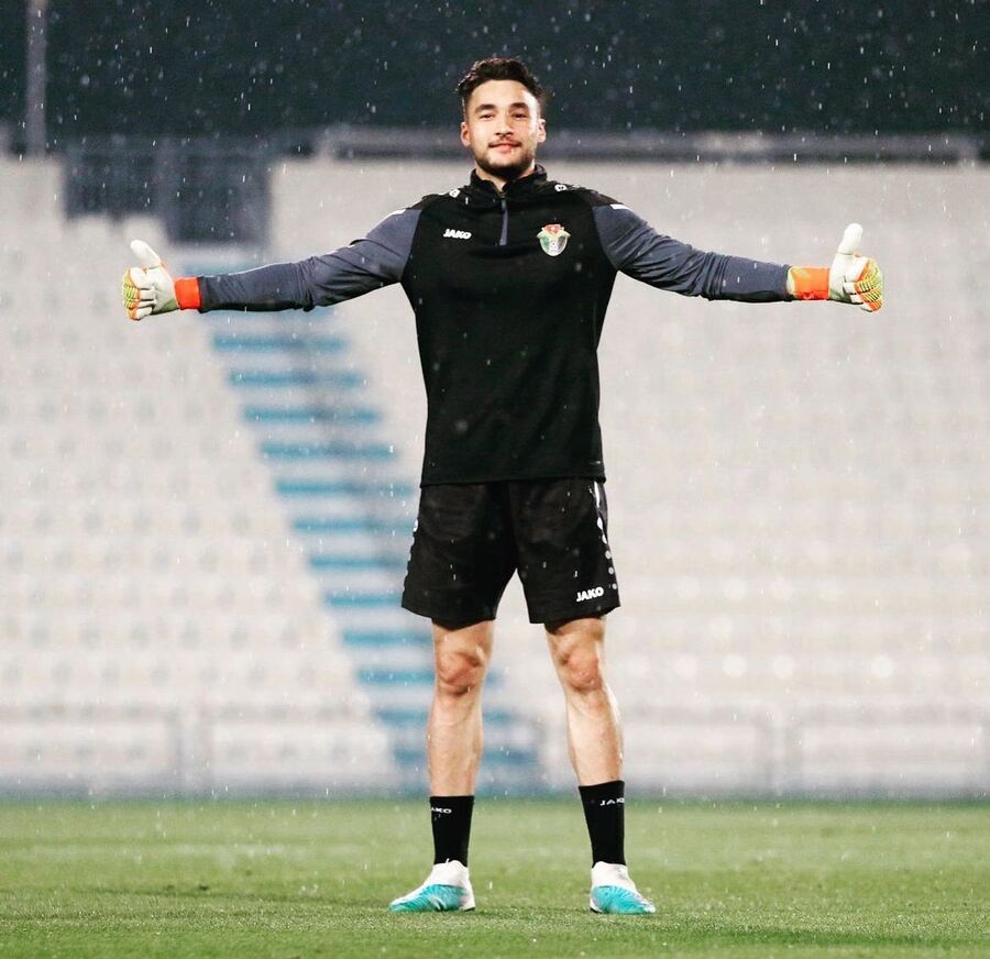 العريس الفاخوري مجبرا أساسيا أمام الأهلي