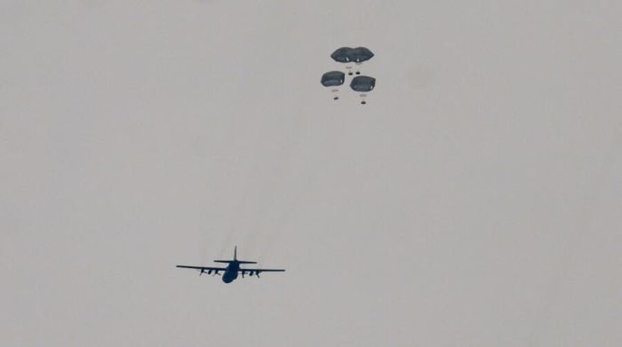 لجان المخيمات: أثلج الملك صدور كل