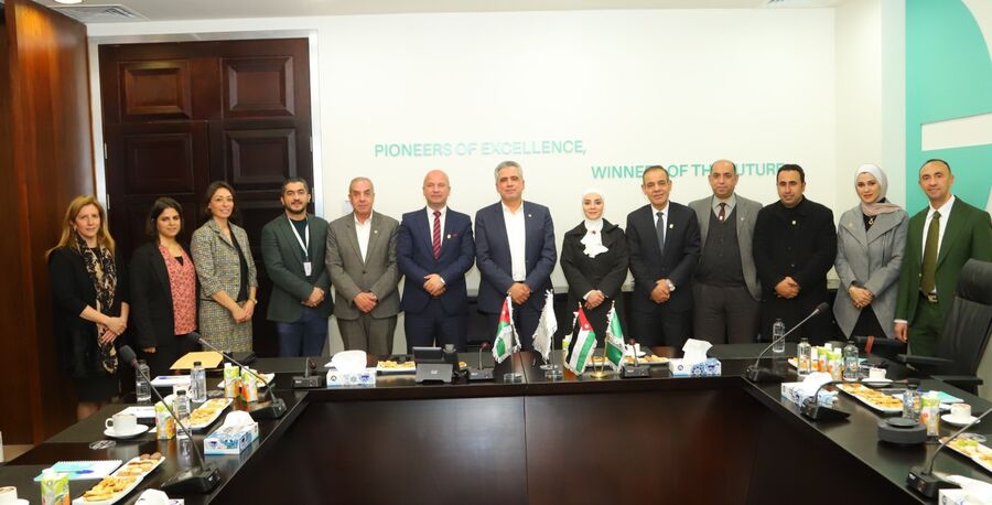 جامعة البترا توقع اتفاقية تعاون مع