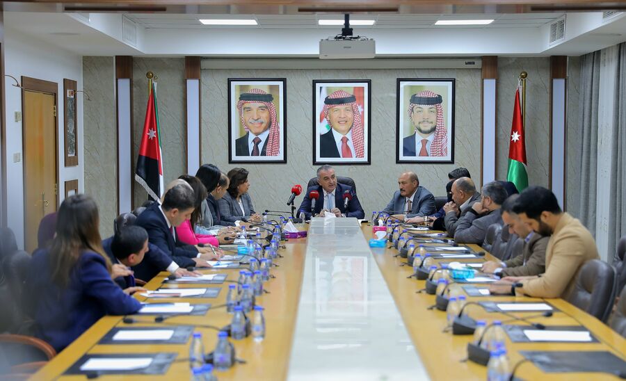 لجنة الاقتصاد الرقمي النيابية تناقش الخدمات