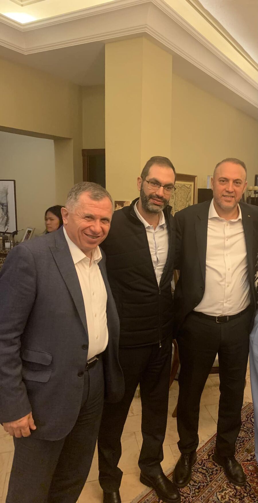 المشهور حسام زملط وطاهر المصري وميشيل