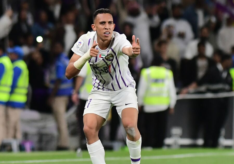 رحيمي يقود العين للفوز على النصر