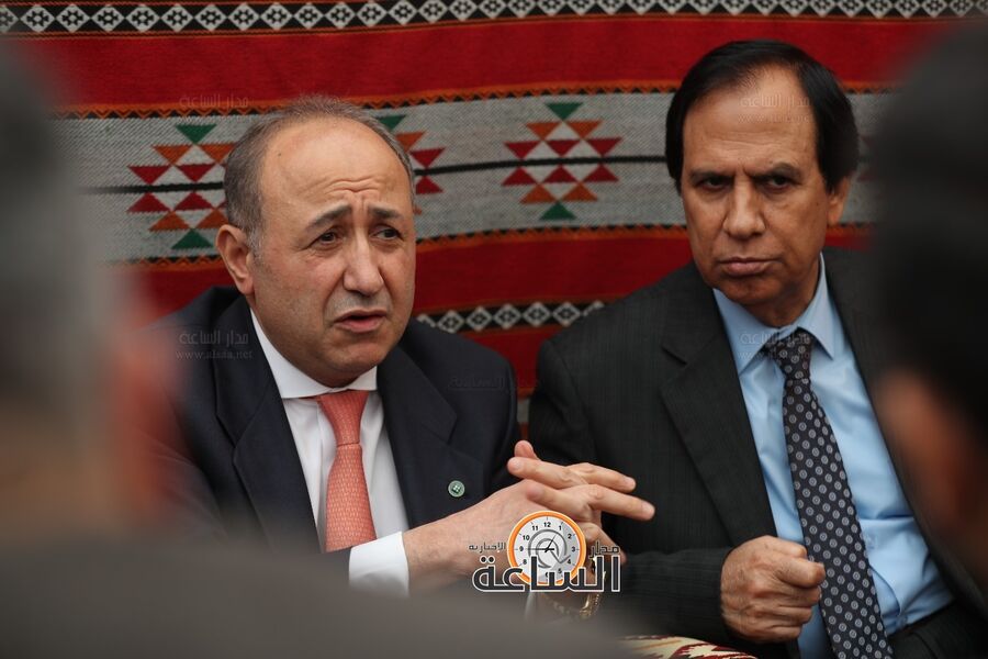 عزم يزور نقابة الفنانين مهنئا بالفوز