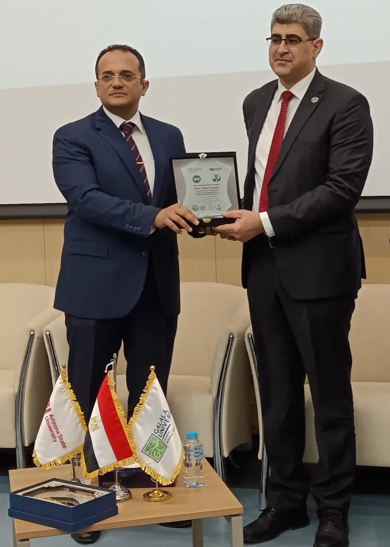 جامعة الزرقاء تشارك في المؤتمر الدولي