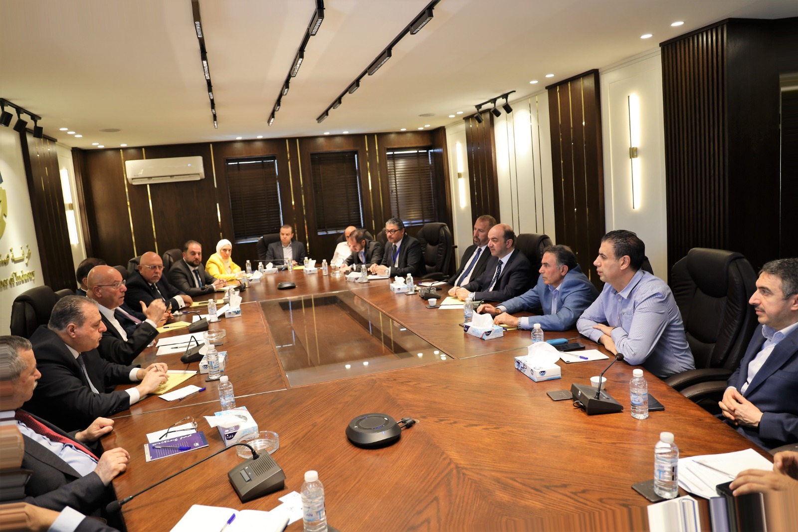 صناعة الأردن ووفد اقتصادي فلسطيني يبحثان