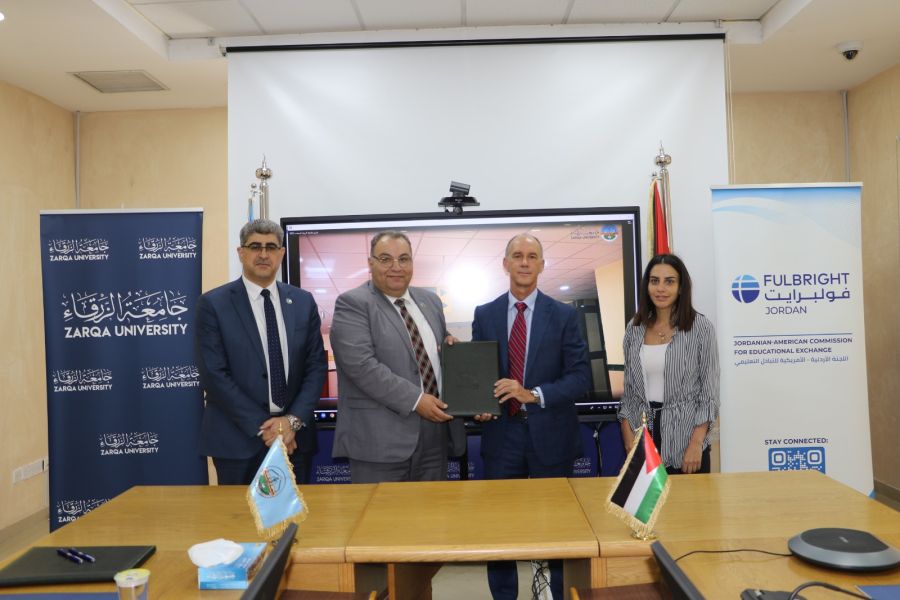 جامعة الزرقاء توقع مذكرة تفاهم مع