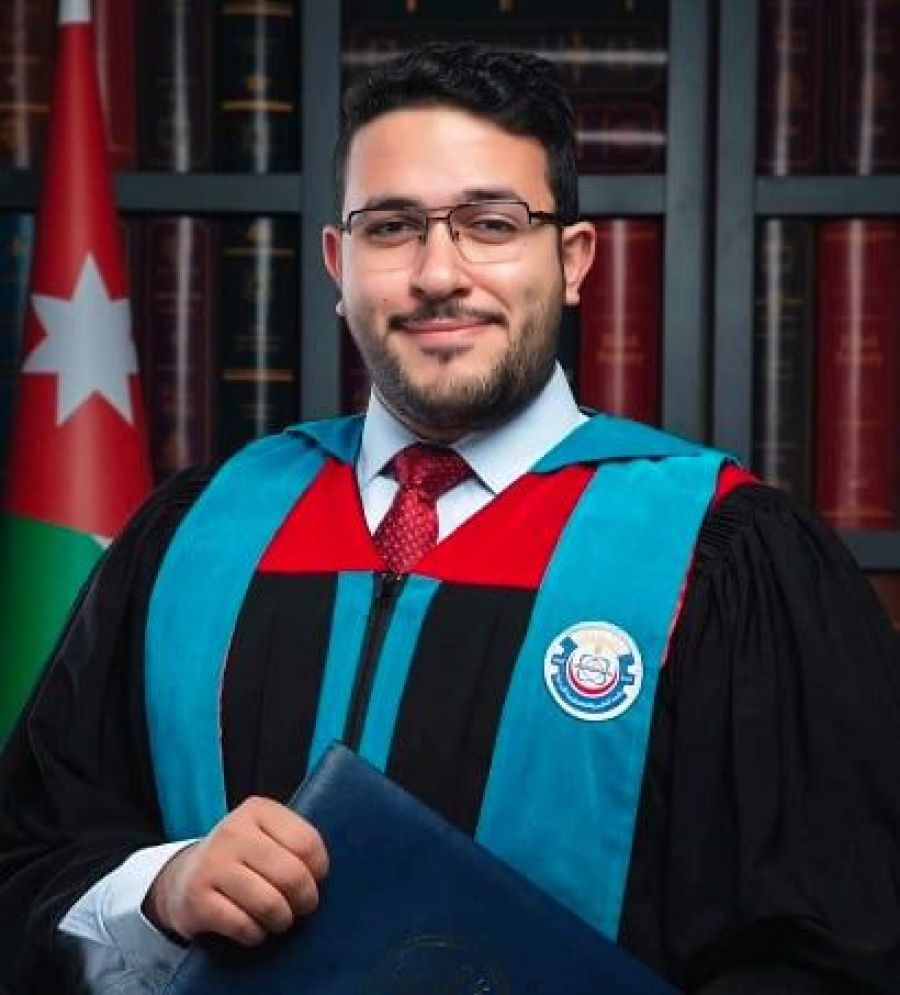 هذا الشبل من ذاك الأسد.. مبارك