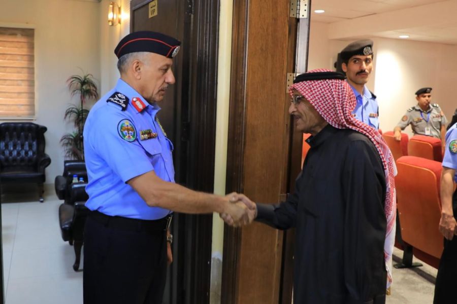 مدير الأمن العام يودّع بعثة الأمن