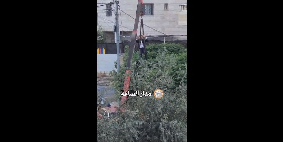 زفة عريس على (ونش) في طبربور..