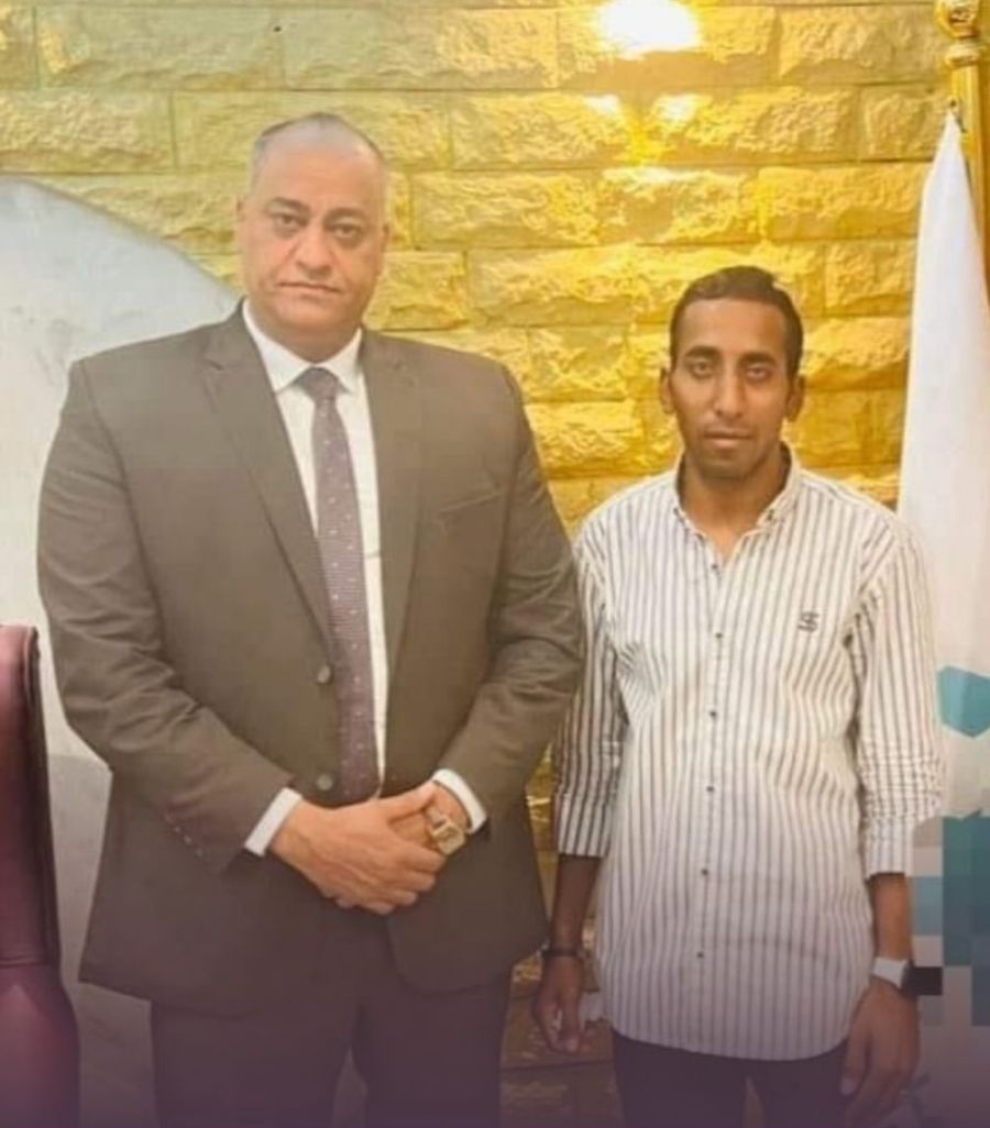 بعد تلقيه صفعة من عمرو دياب..