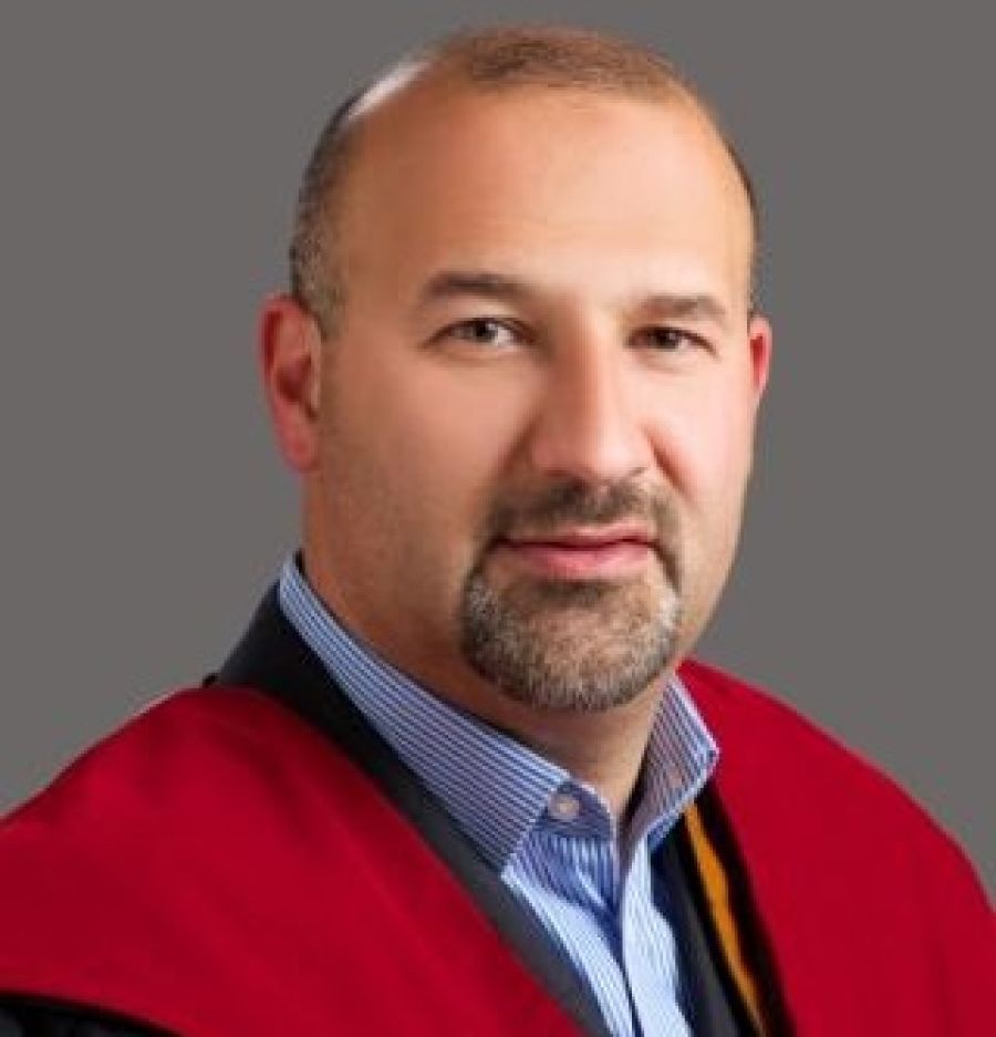 المهندس شحادة أبو هديب ينعى صديقه