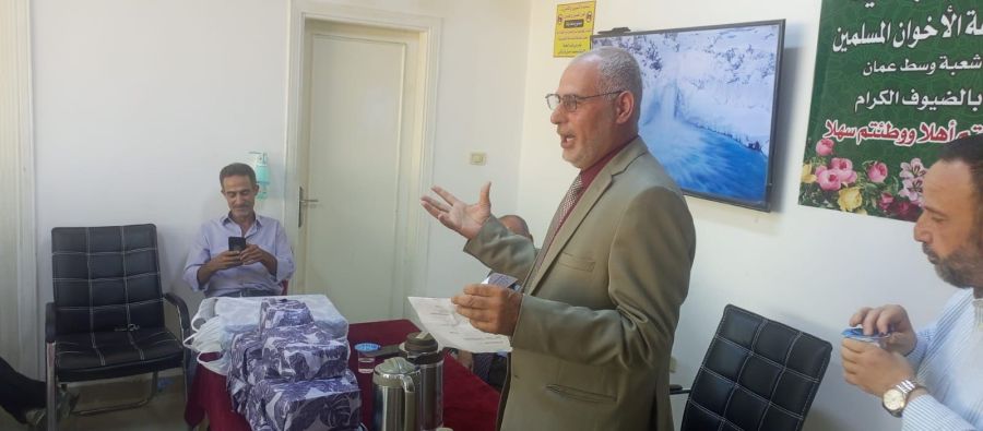 لقاء معايدة في جمعية جماعة الإخوان