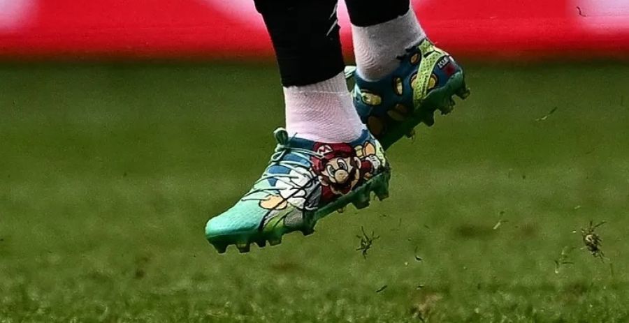 جائزة أطرف حذاء في بطولة أوروبا