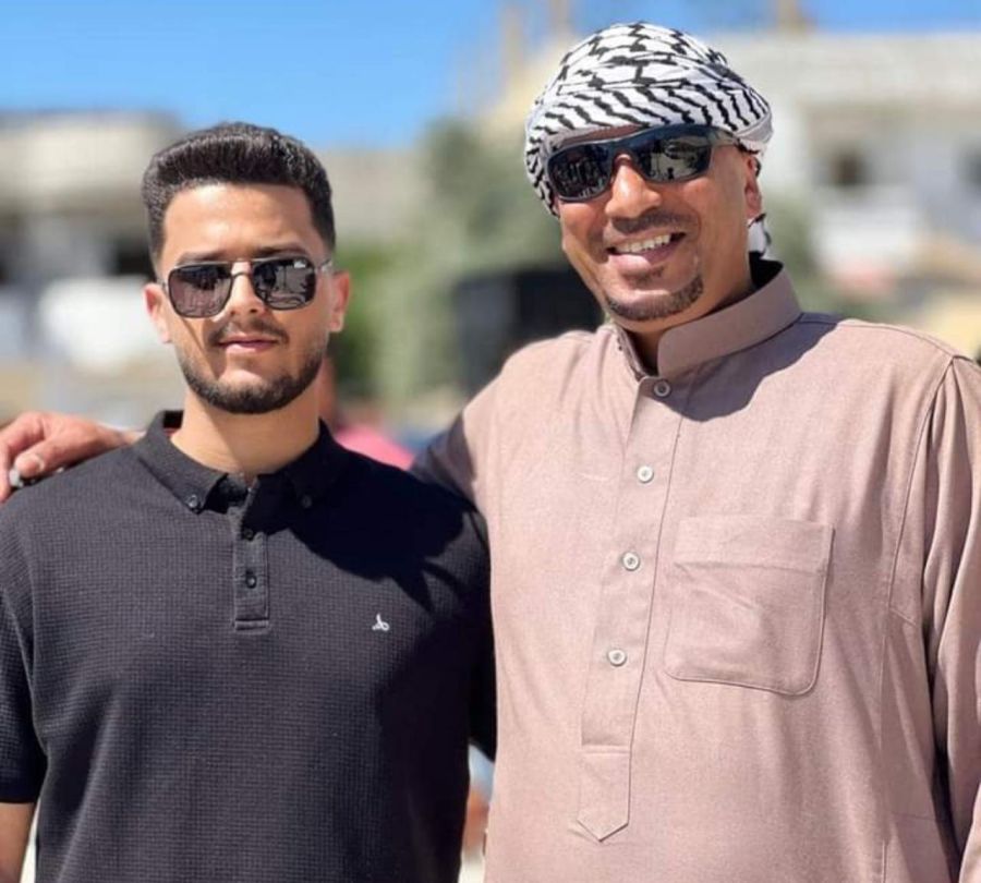 التلاوي يبارك لـ ورد سفيان التخرج