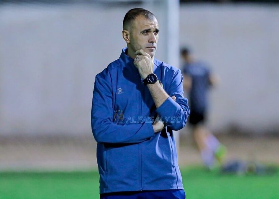 الكابتن أحمد هايل يعتذر عن عدم