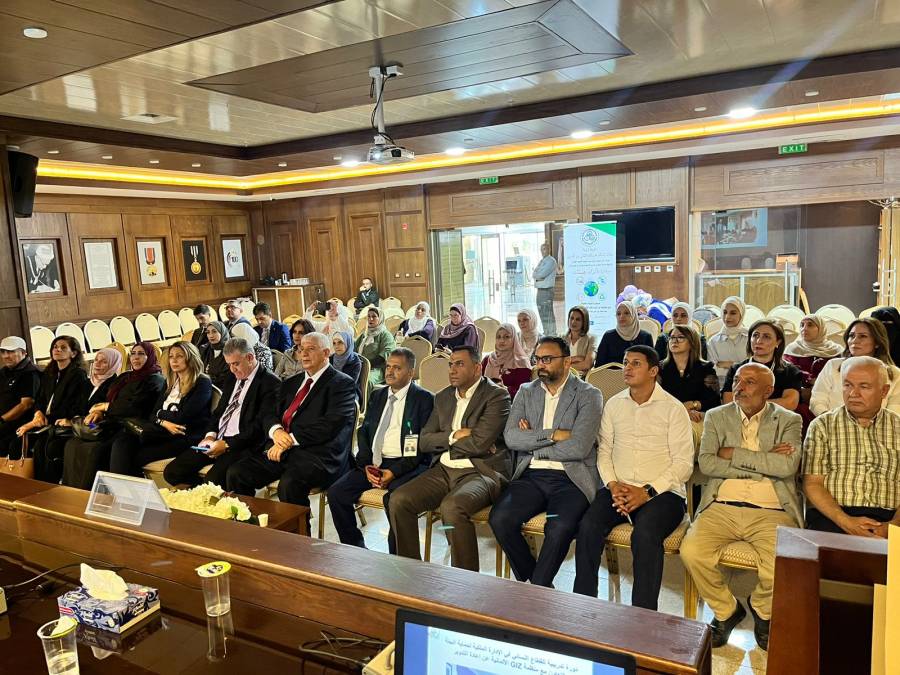 عضيبات يرعى اطلاق مبادرة اترك بصمتك