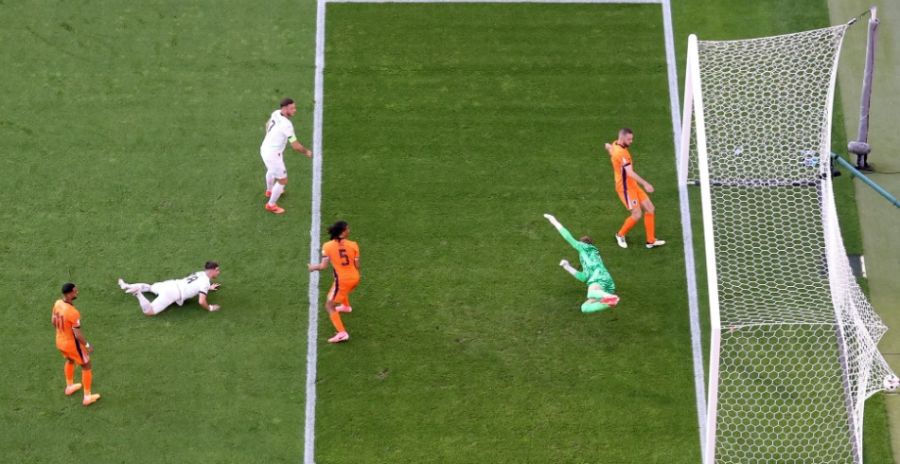 النمسا تحقق المستحيل.. والمقنّع مبابي يضع