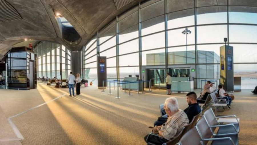 مطار الملكة علياء الدولي يستقبل 654