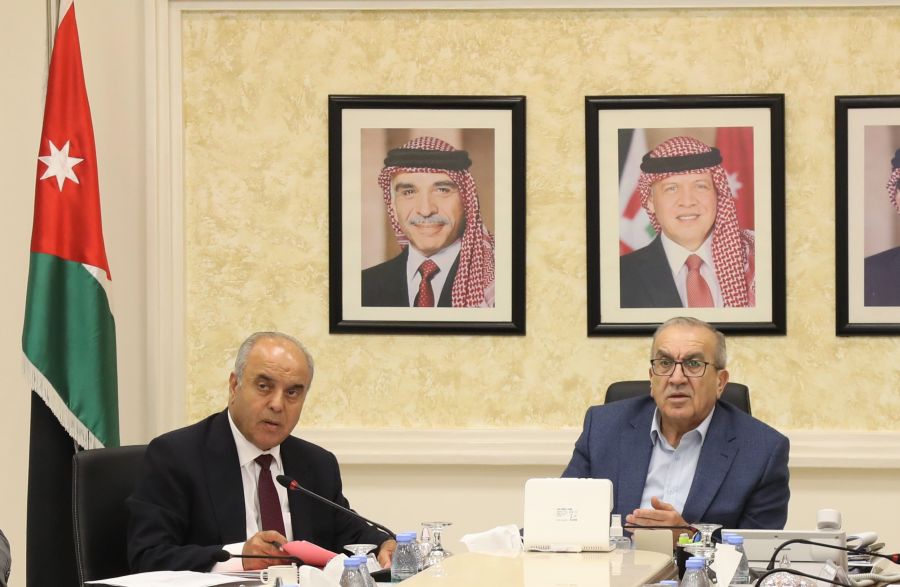 الحكومة: تنفيذ 30 بناء مدرسيا بقيمة