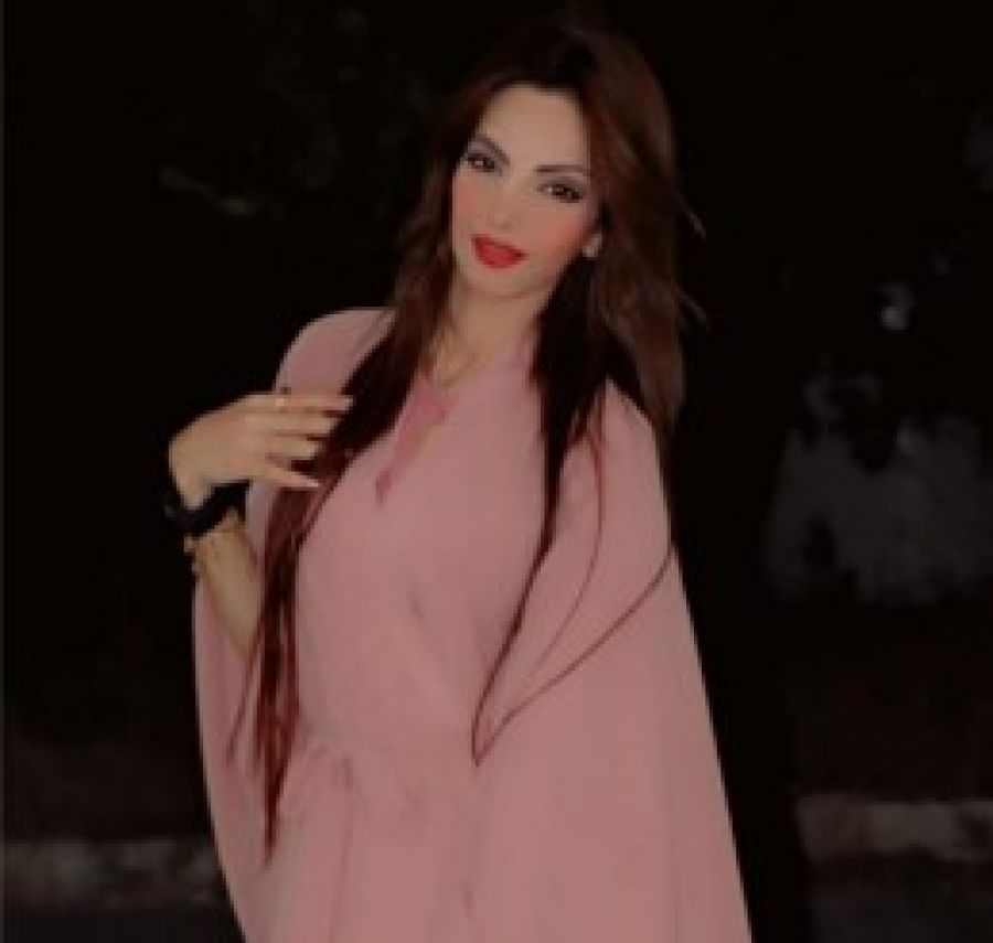 الاعلامية انوار بشتاوي.. عيد ميلاد سعيد