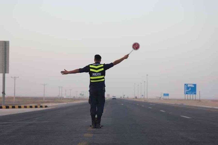 الأمن يضبط مركبتين تسيران بسرعة (197